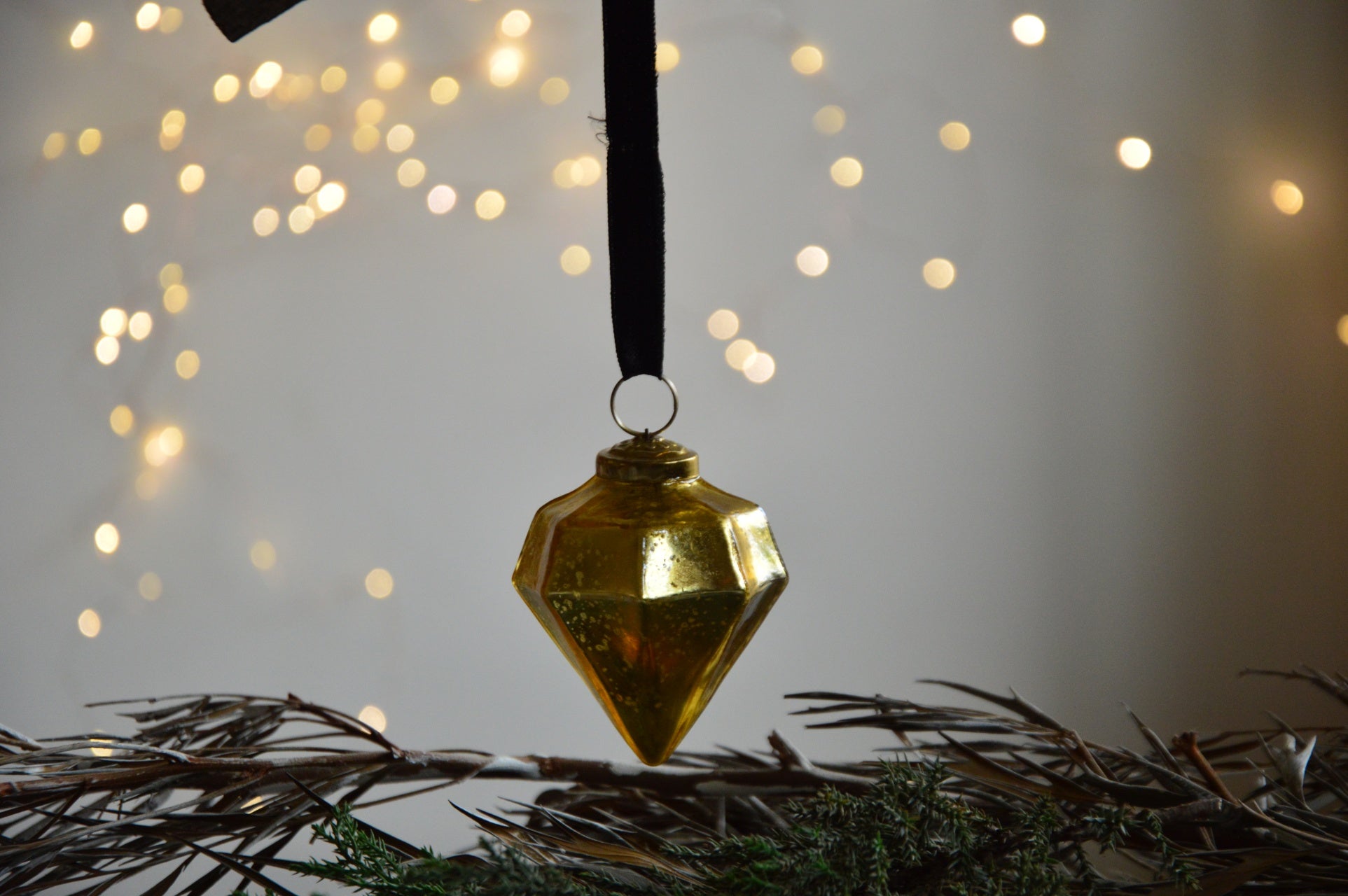 Diamond Christmas Ornament | Gold