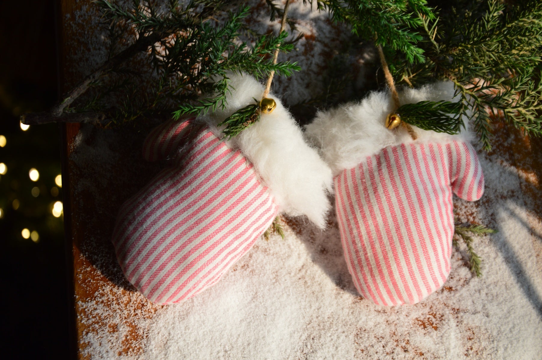 Fragrant Plush Mittens Ornament | Mittens