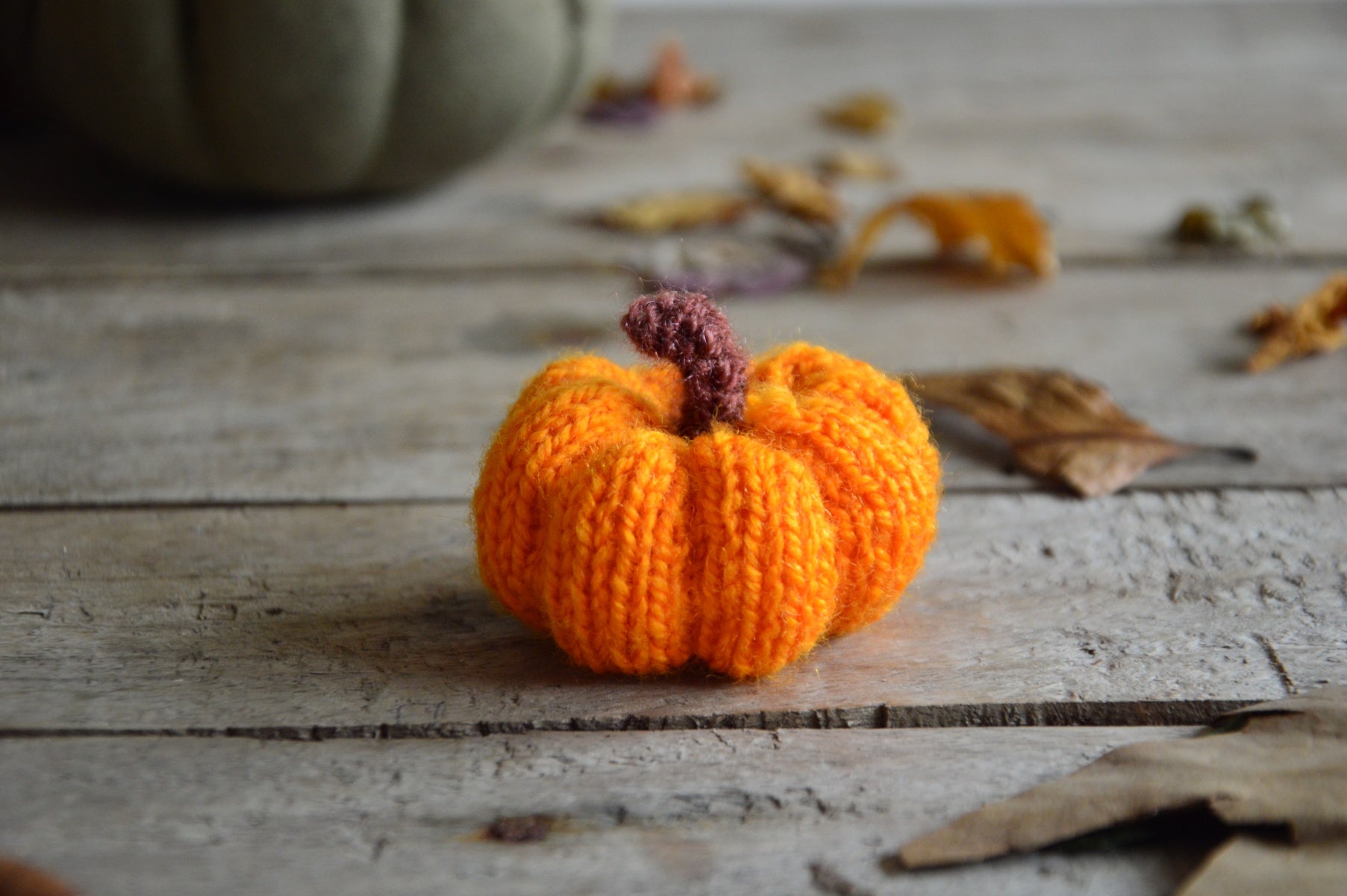 Fragrant Plushies | Miniature Knit Pumpkin | Drawer Freshner